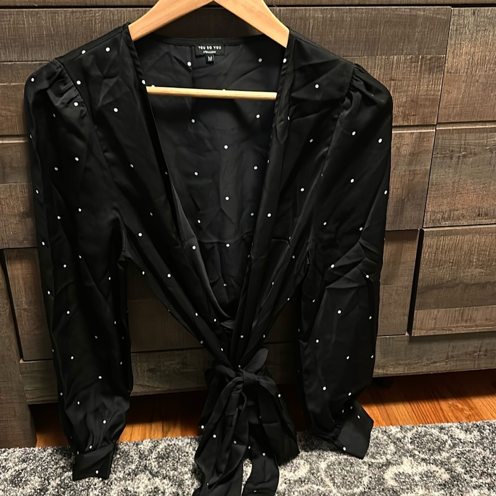 Stella & Dot black satin dotted wrap tie blouse! Side m. Never worn.